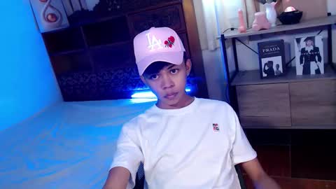 horny_joshxxx online show from 29, 4, 2026