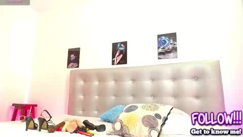 Juliette Roberts online show from 25, 3, 2026