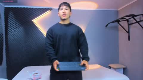 horny_nick18 online show from 1, 5, 2026