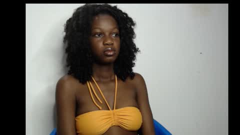 Snapshot of horny_pettie chatting on 21, 9, 2025 Anabel online show from 21, 9, 2025