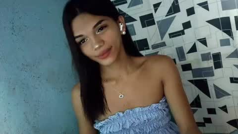 Snapshot of horny_rhiana chatting on 12, 4, 2026 Rhiana online show from 12, 4, 2026