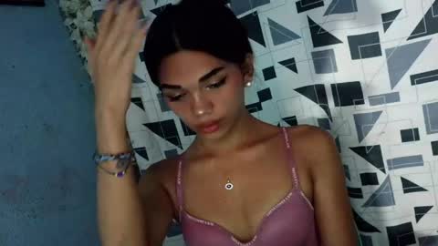 Snapshot of horny_rhiana chatting on 14, 4, 2026 Rhiana online show from 14, 4, 2026