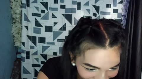 Snapshot of horny_rhiana chatting on 23, 4, 2026 Rhiana online show from 23, 4, 2026