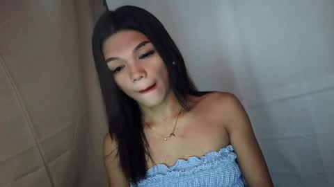 Snapshot of horny_rhiana chatting on 12, 5, 2026 Rhiana online show from 12, 5, 2026
