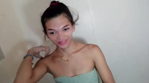 Snapshot of horny_rhiana chatting on 17, 6, 2026 Rhiana online show from 17, 6, 2026