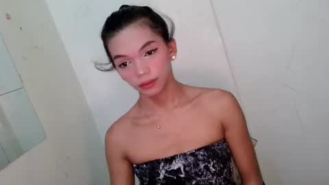 Snapshot of horny_rhiana chatting on 3, 7, 2026 Rhiana online show from 3, 7, 2026