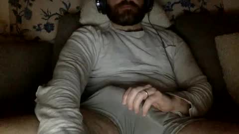 horny_thick_cock online show from 19, 1, 2025