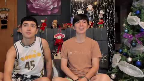 Alex and Camilo online show from 7, 12, 2024