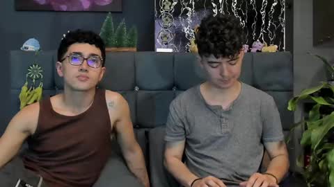 Alex and Camilo online show from 13, 1, 2025