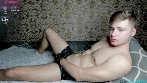 Snapshot of hornyblondieboyy chatting on 10, 1, 2026 Max online show from 10, 1, 2026