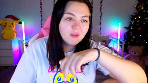 Snapshot of hornycakee chatting on 5, 1, 2025 HornyCakee online show from 5, 1, 2025