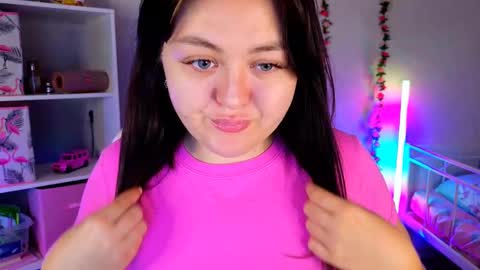 Snapshot of hornycakee chatting on 2, 3, 2025 HornyCakee online show from 2, 3, 2025