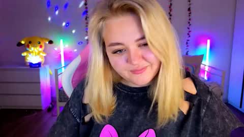 Snapshot of hornycakee chatting on 9, 9, 2025 HornyCakee online show from 9, 9, 2025