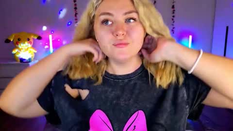 Snapshot of hornycakee chatting on 22, 9, 2025 HornyCakee online show from 22, 9, 2025