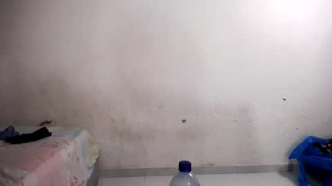 hornychill_ online show from 20, 4, 2026