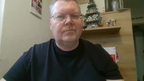 Snapshot of hornydick874303 chatting on 29, 12, 2024 Meikelmeier online show from 29, 12, 2024