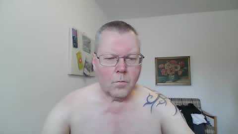 Snapshot of hornydick874303 chatting on 10, 1, 2026 Meikelmeier online show from 10, 1, 2026