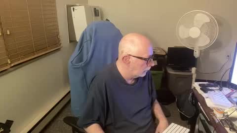 Snapshot of hornyeveryday24hours chatting on 10, 2, 2025 Brett online show from 10, 2, 2025