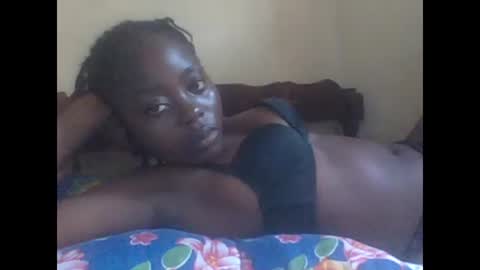 Snapshot of hornygal001 chatting on 5, 12, 2024 hornygal001 online show from 5, 12, 2024
