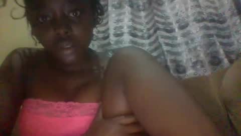 Snapshot of hornygal001 chatting on 9, 12, 2024 hornygal001 online show from 9, 12, 2024