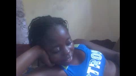 Snapshot of hornygal001 chatting on 10, 12, 2024 hornygal001 online show from 10, 12, 2024