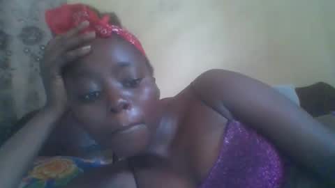 Snapshot of hornygal001 chatting on 18, 12, 2024 hornygal001 online show from 18, 12, 2024