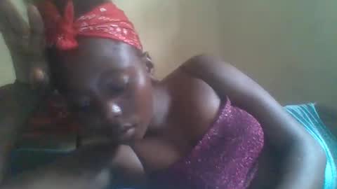 Snapshot of hornygal001 chatting on 21, 12, 2024 hornygal001 online show from 21, 12, 2024