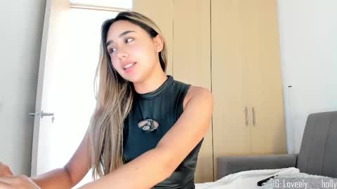 Holly  online show from 15, 3, 2026