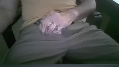 Snapshot of hornyhubby1001 chatting on 22, 9, 2025 hornyhubby1001 online show from 22, 9, 2025