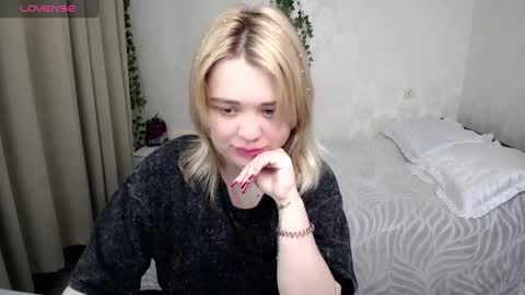 Lola and Lana online show from 7, 1, 2026