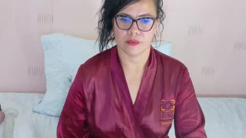 Snapshot of hornylatimommy chatting on 21, 9, 2025 Natasha  online show from 21, 9, 2025