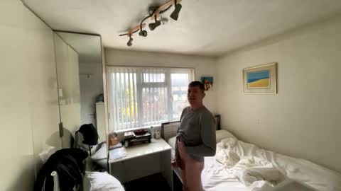 Snapshot of hornylondo chatting on 7, 11, 2025 Hornylondon online show from 7, 11, 2025