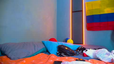 hornyshow1 online show from 26, 5, 2026