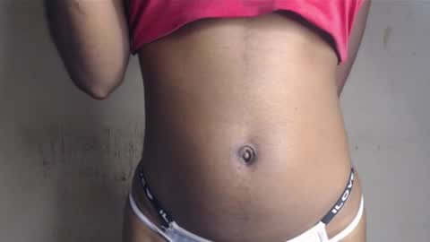 Snapshot of hornyslut_xx chatting on 22, 5, 2026 Bella online show from 22, 5, 2026