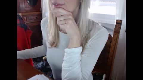 Snapshot of hornyssima chatting on 8, 11, 2025 Hornyssima online show from 8, 11, 2025