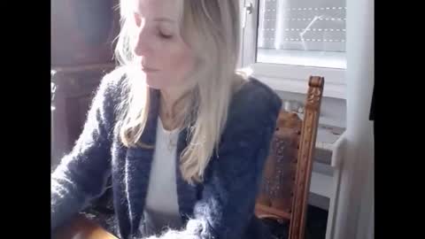 Snapshot of hornyssima chatting on 15, 11, 2025 Hornyssima online show from 15, 11, 2025