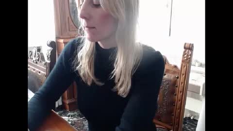 Snapshot of hornyssima chatting on 21, 11, 2025 Hornyssima online show from 21, 11, 2025