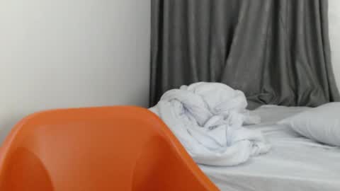 hornyxbum online show from 25, 5, 2026