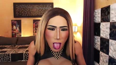 Snapshot of horsecockjessica chatting on 19, 10, 2025 horsecockjessica online show from 19, 10, 2025