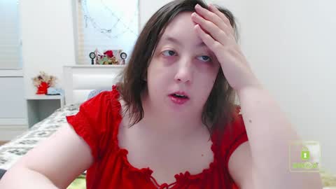 Snapshot of hot_and_pretty chatting on 11, 1, 2025 Lila online show from 11, 1, 2025