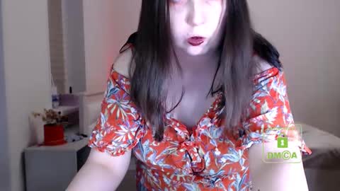 Snapshot of hot_and_pretty chatting on 26, 11, 2025 Lila online show from 26, 11, 2025