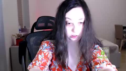 Snapshot of hot_and_pretty chatting on 29, 11, 2025 Lila online show from 29, 11, 2025