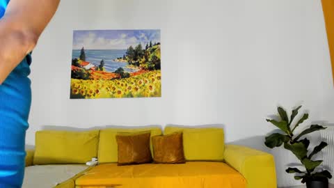 Snapshot of hot_babes_live chatting on 19, 1, 2025 AnaVicky online show from 19, 1, 2025