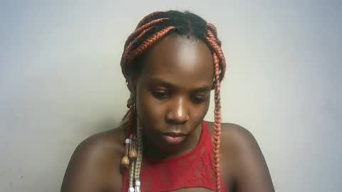 Snapshot of hot_berry2003 chatting on 12, 1, 2025 Millie online show from 12, 1, 2025