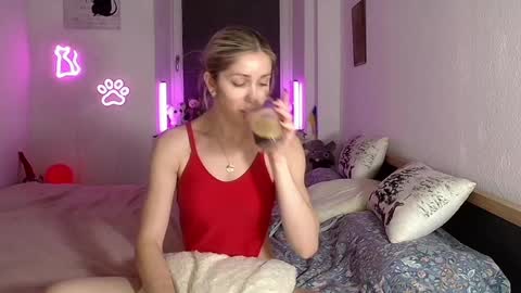 Snapshot of hot_berry69 chatting on 14, 5, 2026 Dashka online show from 14, 5, 2026