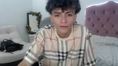 Salomon online show from 5, 12, 2025