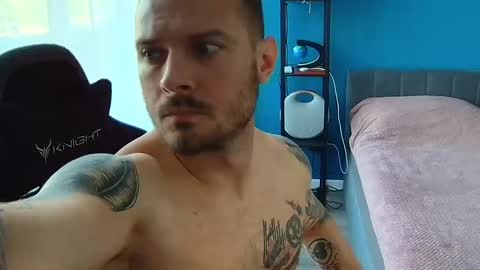 hot_cap_77 online show from 19, 5, 2026