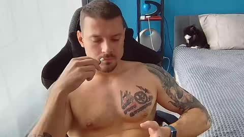 hot_cap_77 online show from 28, 5, 2026