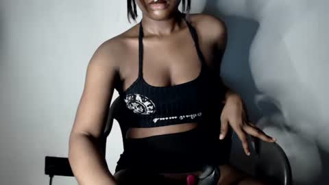 Snapshot of hot_chocoxxxx chatting on 27, 10, 2025 sonia mis choco online show from 27, 10, 2025