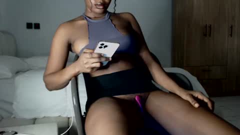 Snapshot of hot_chocoxxxx chatting on 16, 12, 2025 sonia mis choco online show from 16, 12, 2025